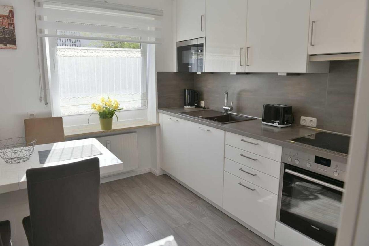 Helle, Ruhige, Moderne Wohnung, 5 Min Zu Fa Grob Mindelheim Eksteriør bilde